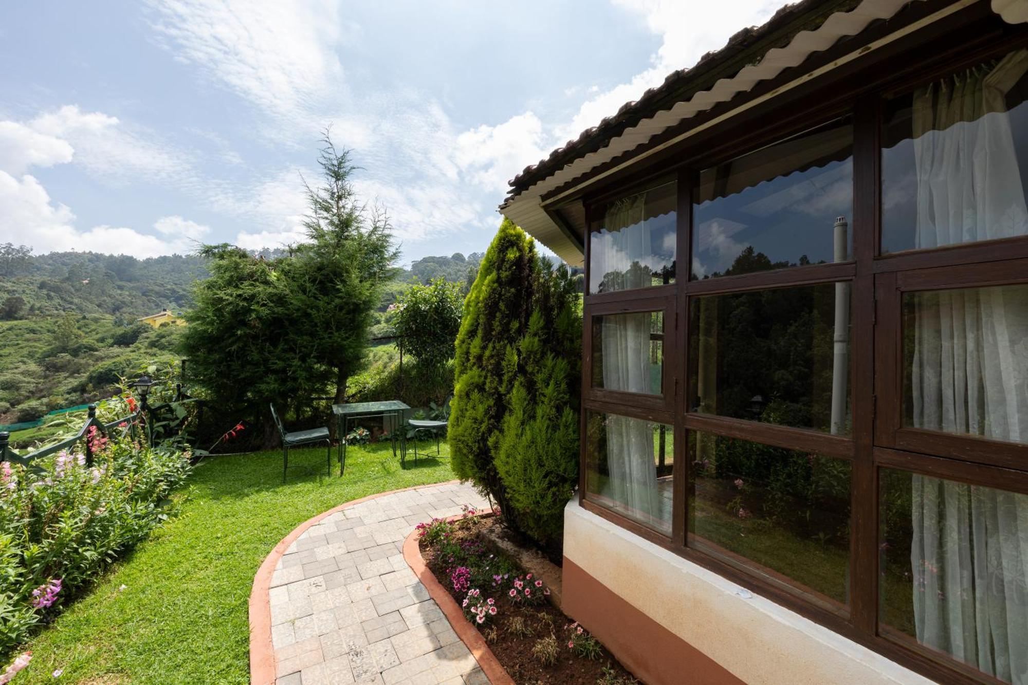 Sherlock Ooty Exteriör bild